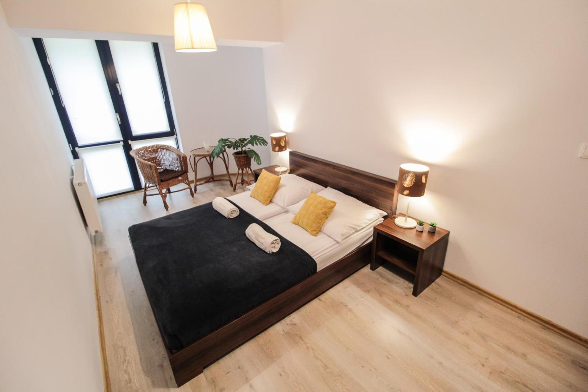 Aparthotel City Center Apartments 크리니차 즈드로이 외부 사진