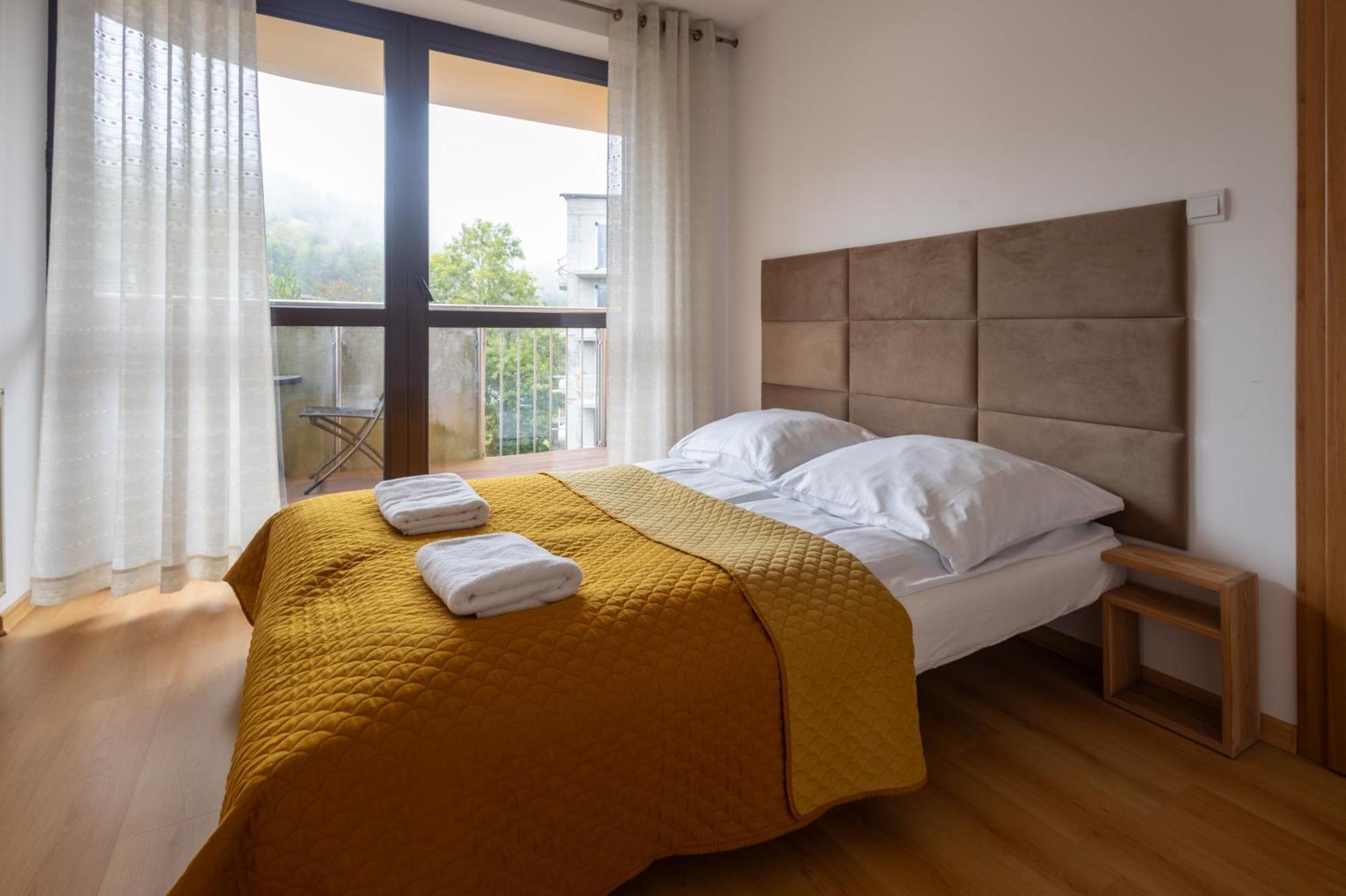Aparthotel City Center Apartments 크리니차 즈드로이 외부 사진